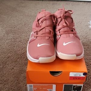 Brand new never worn nike free